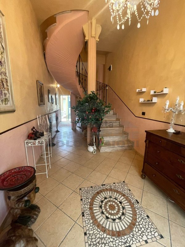 casa indipendente in vendita a Rosignano Marittimo in zona Rosignano Solvay