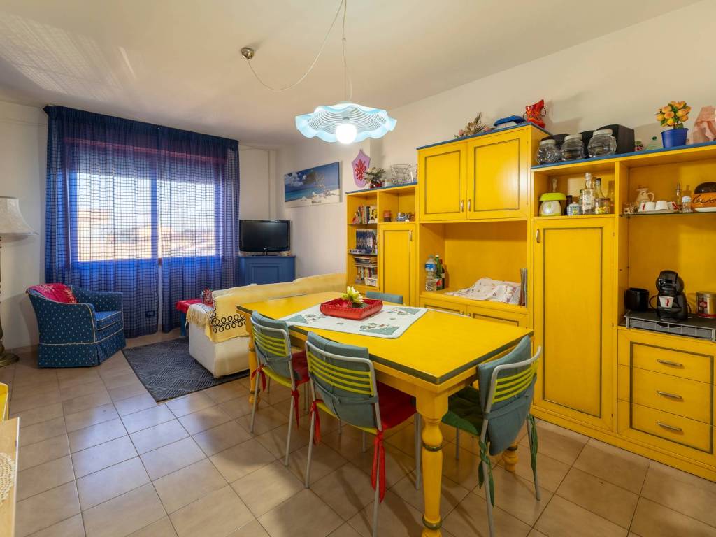 appartamento in vendita a Rosignano Marittimo in zona Vada