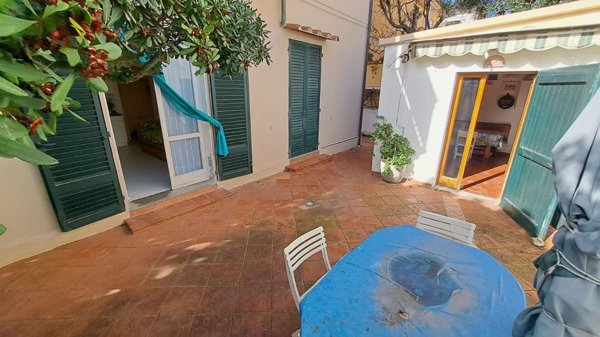 appartamento in vendita a Rosignano Marittimo in zona Rosignano Solvay