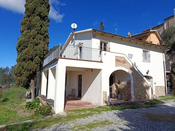 casa indipendente in vendita a Rosignano Marittimo