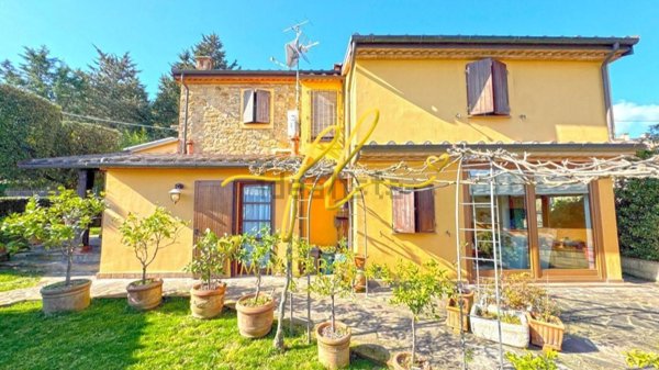 casa indipendente a Rosignano Marittimo in zona Castelnuovo della Misericordia