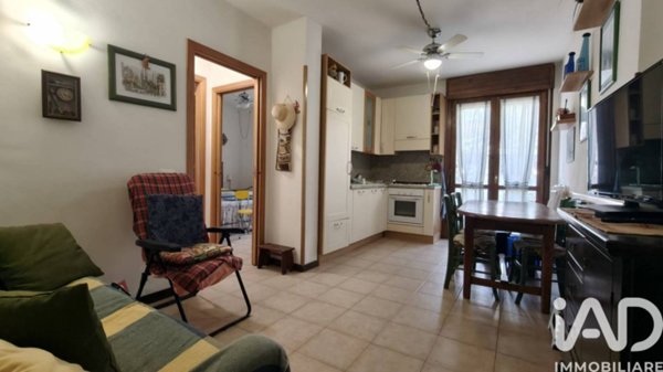 appartamento in vendita a Rosignano Marittimo in zona Vada