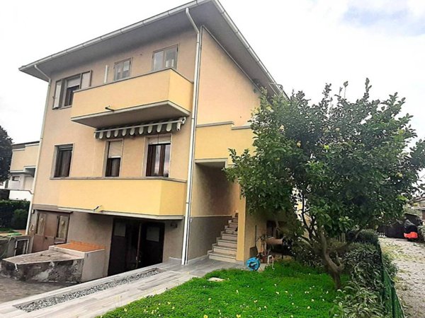 appartamento in vendita a Rosignano Marittimo in zona Rosignano Solvay