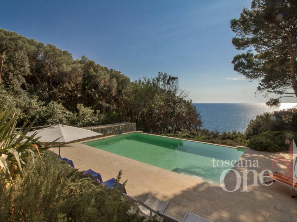 casa indipendente in vendita a Rosignano Marittimo in zona Castiglioncello