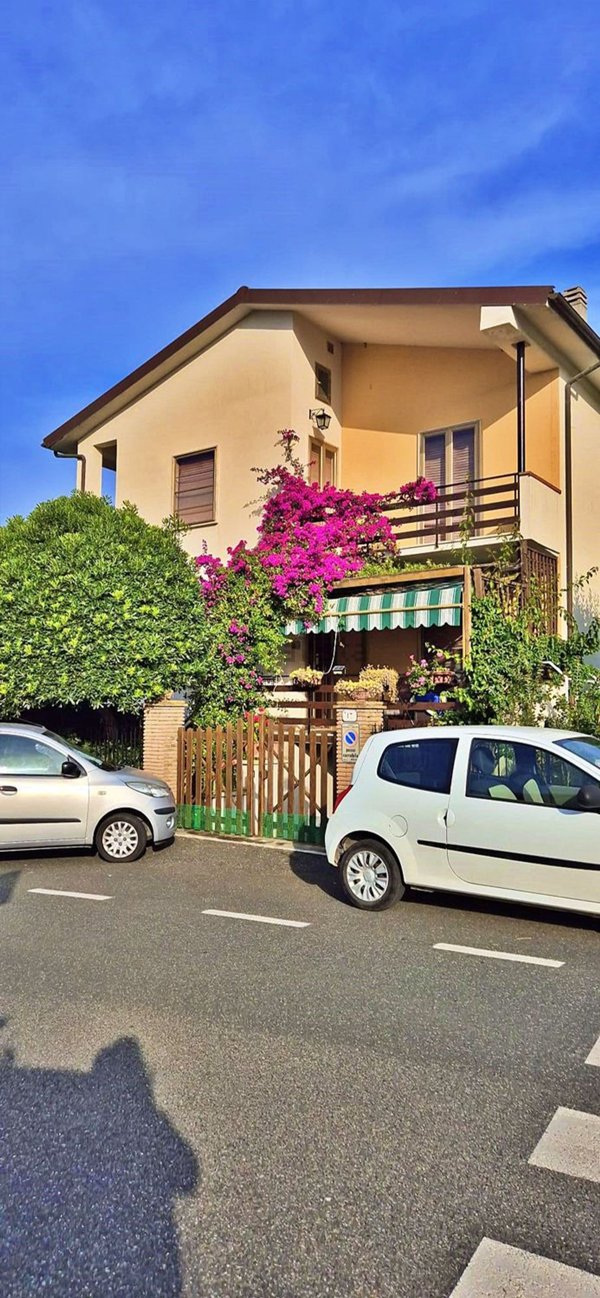 casa indipendente in vendita a Rosignano Marittimo in zona Rosignano Solvay