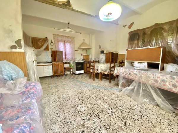 casa indipendente a Rosignano Marittimo in zona Castelnuovo della Misericordia