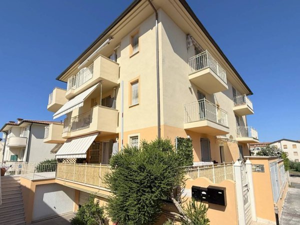 appartamento in vendita a Rosignano Marittimo in zona Castiglioncello