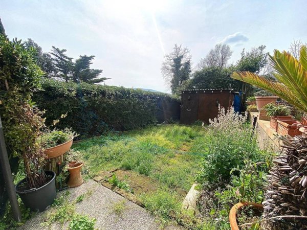 appartamento in vendita a Rosignano Marittimo in zona Nibbiaia