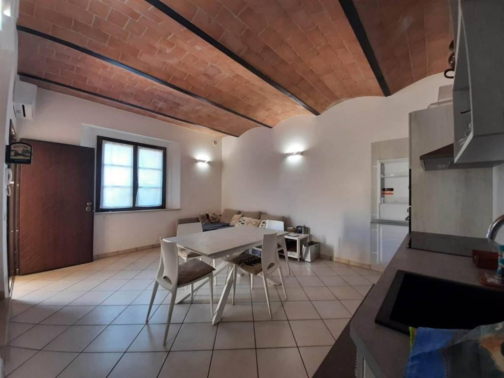 appartamento in vendita a Rosignano Marittimo in zona Vada