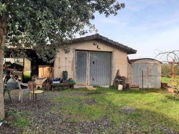 ufficio in vendita a Rosignano Marittimo in zona Vada