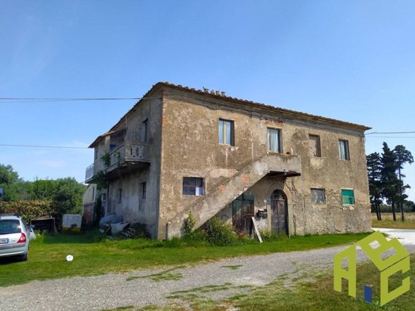 casa indipendente in vendita a Rosignano Marittimo in zona Vada