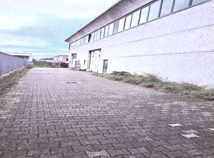 negozio in vendita a Rosignano Marittimo in zona Rosignano Solvay