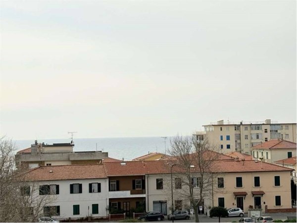appartamento in vendita a Rosignano Marittimo in zona Rosignano Solvay