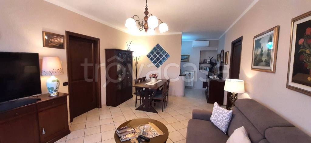 appartamento in vendita a Rosignano Marittimo in zona Rosignano Solvay