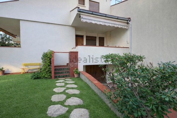 appartamento in vendita a Rosignano Marittimo in zona Castiglioncello