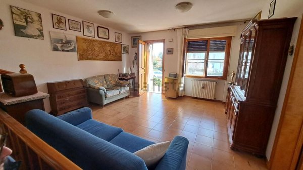 casa indipendente in vendita a Rosignano Marittimo in zona Rosignano Solvay