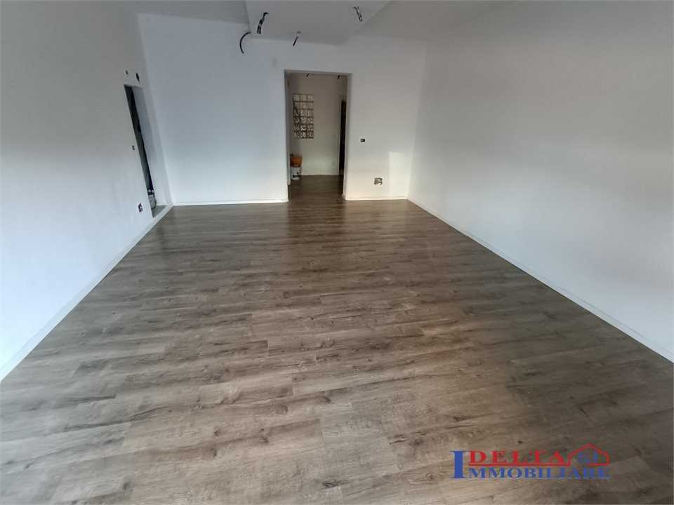 ufficio in vendita a Rosignano Marittimo in zona Rosignano Solvay