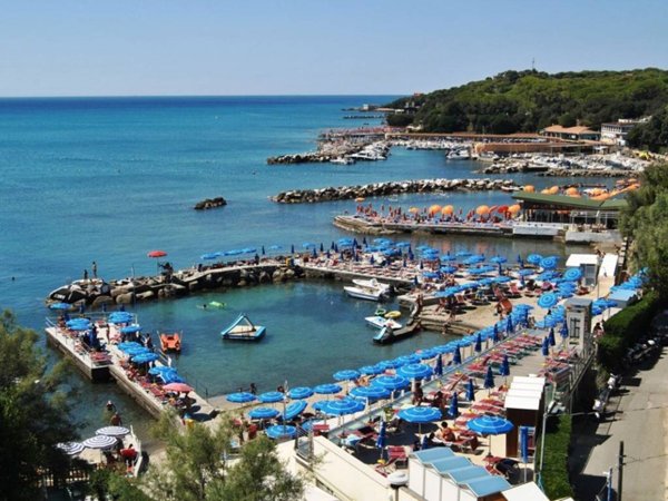 appartamento in vendita a Rosignano Marittimo in zona Castiglioncello