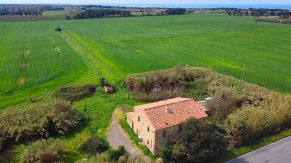 casale in vendita a Rosignano Marittimo in zona Vada