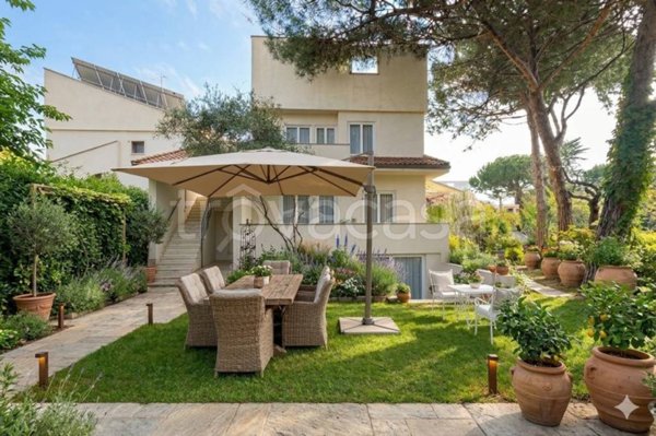 appartamento in vendita a Rosignano Marittimo in zona Castiglioncello