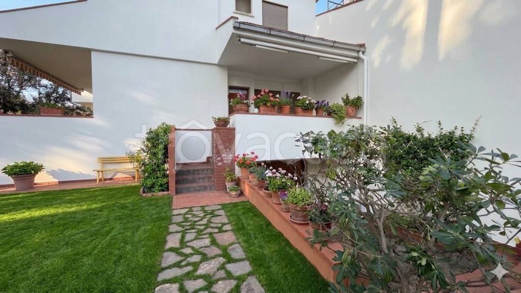 appartamento in vendita a Rosignano Marittimo in zona Castiglioncello