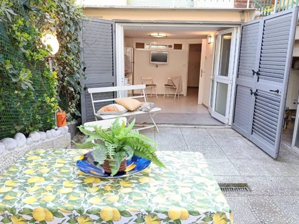 appartamento in vendita a Rosignano Marittimo in zona Castiglioncello