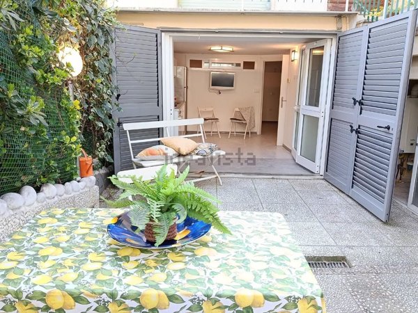 appartamento in vendita a Rosignano Marittimo in zona Castiglioncello