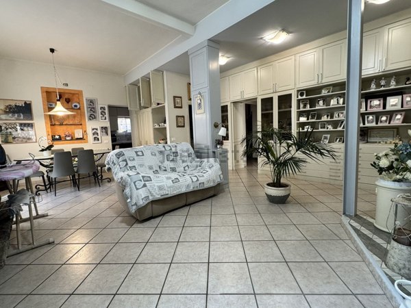 casa indipendente in vendita a Rosignano Marittimo in zona Castiglioncello