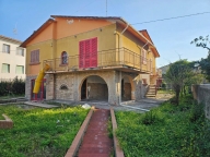 casa indipendente in vendita a Rosignano Marittimo in zona Vada