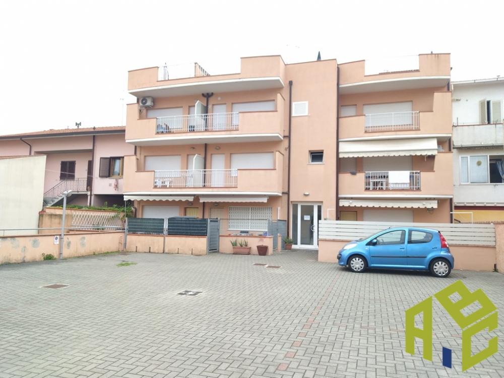 appartamento in vendita a Rosignano Marittimo in zona Rosignano Solvay