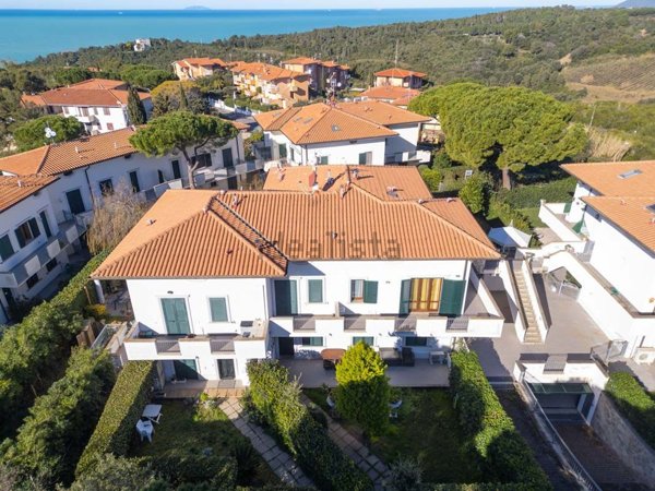 appartamento in vendita a Rosignano Marittimo in zona Castiglioncello