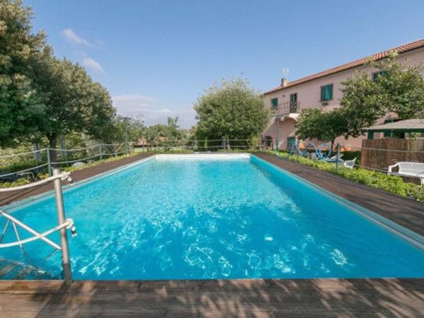 casa indipendente in vendita a Rosignano Marittimo in zona Castiglioncello