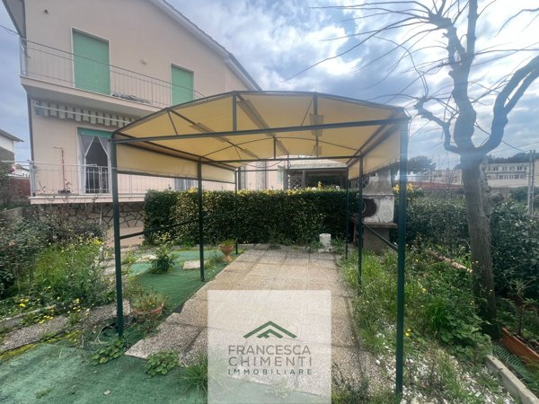 appartamento in vendita a Rosignano Marittimo in zona Castiglioncello