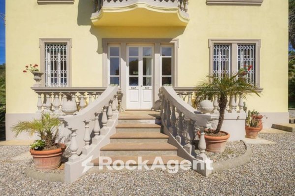 casa indipendente in vendita a Rosignano Marittimo