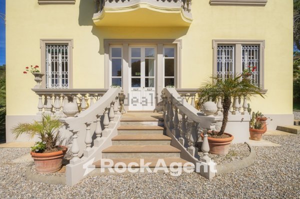 casa indipendente in vendita a Rosignano Marittimo