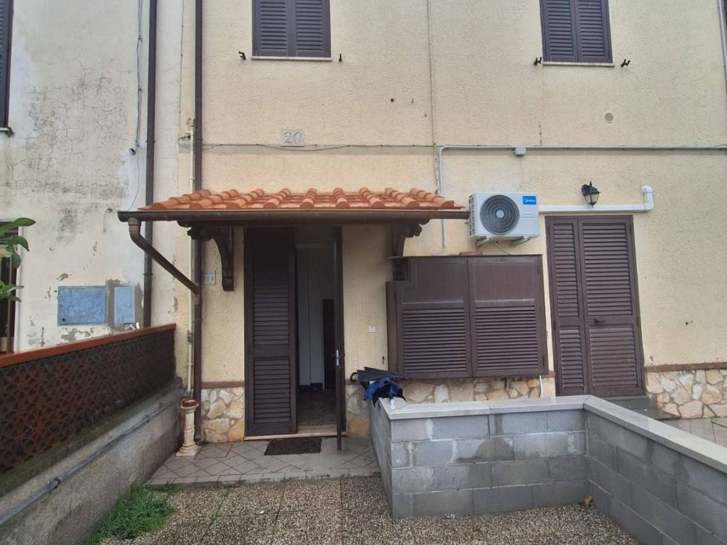 appartamento in vendita a Rosignano Marittimo in zona Rosignano Solvay