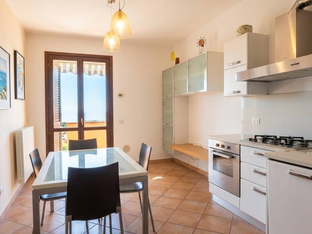 appartamento in vendita a Rosignano Marittimo in zona Rosignano Solvay