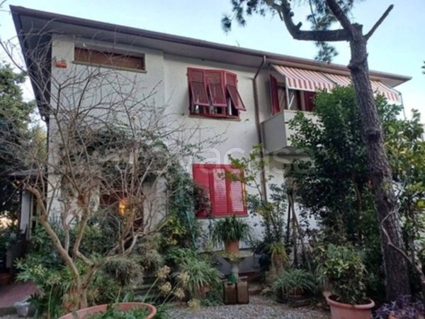 appartamento in vendita a Rosignano Marittimo in zona Vada