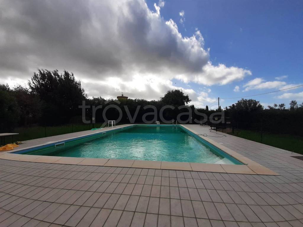 casa indipendente in vendita a Rosignano Marittimo in zona Vada