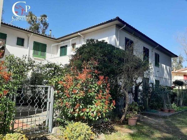 appartamento in vendita a Rosignano Marittimo in zona Vada