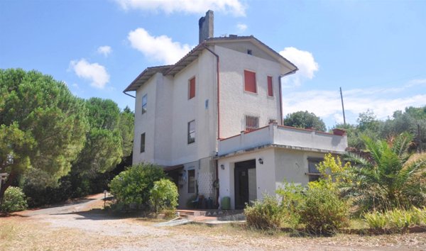 casa indipendente in vendita a Rosignano Marittimo