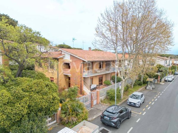 appartamento in vendita a Rosignano Marittimo in zona Castiglioncello