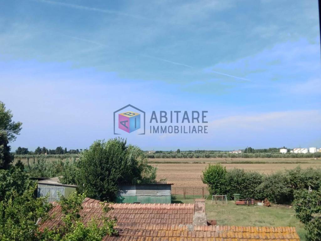 appartamento in vendita a Rosignano Marittimo in zona Rosignano Solvay