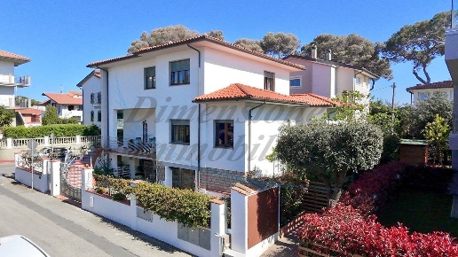 casa indipendente in vendita a Rosignano Marittimo in zona Castiglioncello