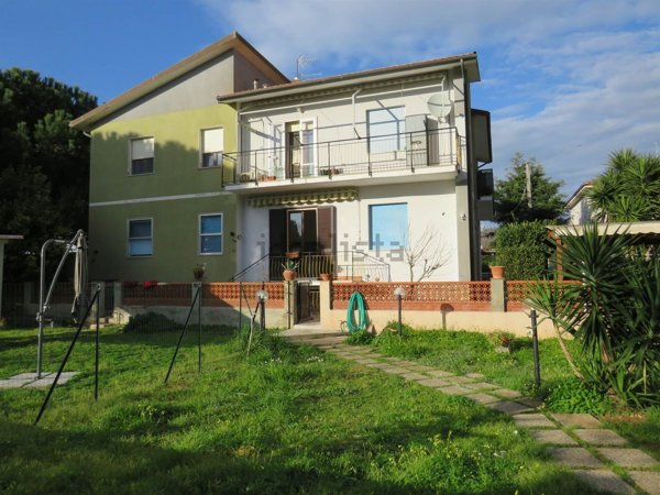 appartamento in vendita a Rosignano Marittimo in zona Rosignano Solvay