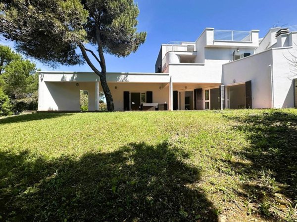 casa indipendente in vendita a Rosignano Marittimo