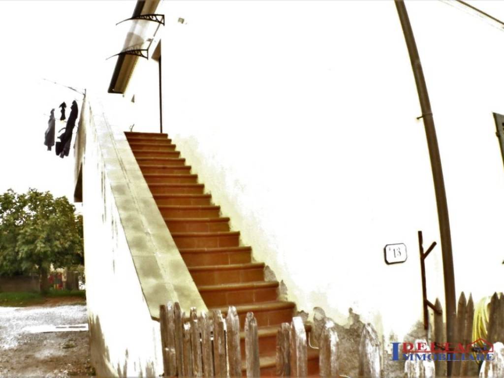 casa indipendente in vendita a Rosignano Marittimo in zona Rosignano Solvay