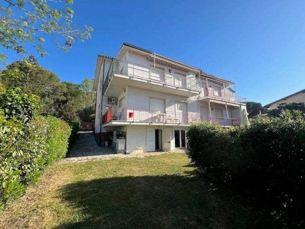 appartamento in vendita a Rosignano Marittimo in zona Castiglioncello