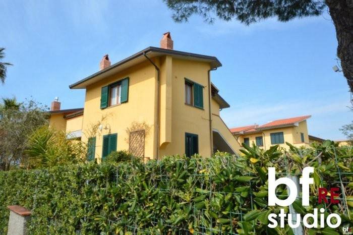 appartamento in vendita a Rosignano Marittimo in zona Castiglioncello