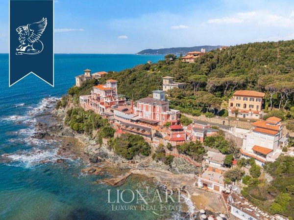 casa indipendente in vendita a Rosignano Marittimo in zona Castiglioncello